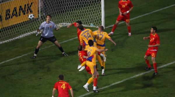 romania muntenegru 4 0 marcam dar nu cu atacantii