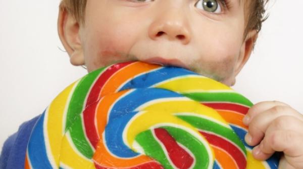 dubiu zaharul si adhd