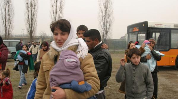 romii din italia speriati de noi atacuri xenofobe