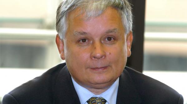 polonia lech walesa acuzat de colaborare cu politia politica