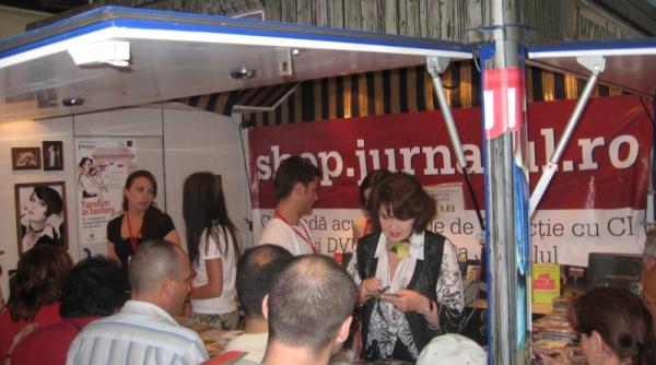 colectia colectiilor la al treilea volum