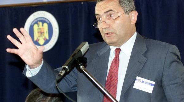 lazar comanescu italia va respecta cetatenii romani