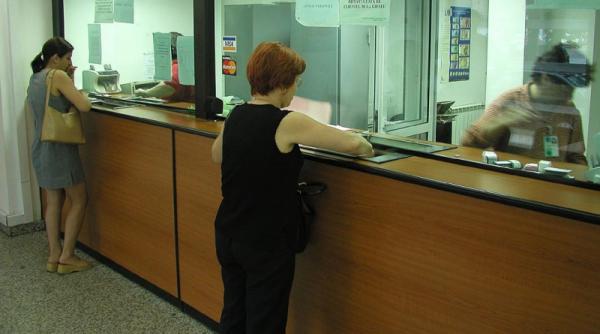 restante medii de 700 de euro