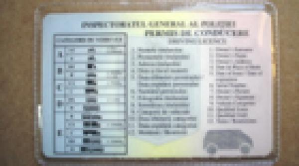 arges angajati ai serviciului de permise auto cercetati pentru luare de mita si fals in documente