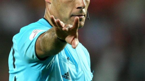 lesii pun tunurile pe arbitru