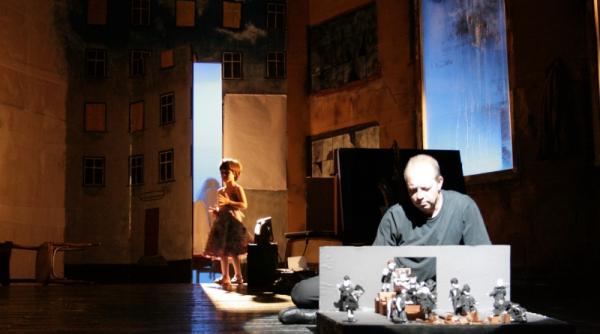 omul de teatru si fantomele