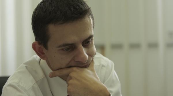 prefectul mazilit politic