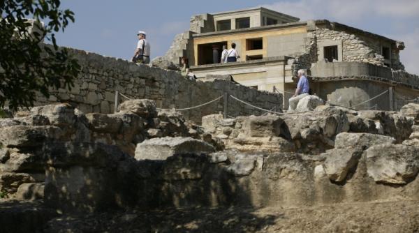 istorie si relaxare in insorita creta