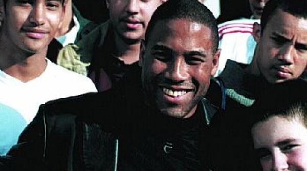 anglia john barnes nu poti fi antrenor in premier league daca nu esti alb
