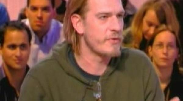 fiul lui gerard depardieu doua luni la racoare