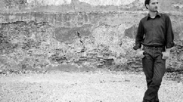 pionier mirica pleaca in turneu cu retro show