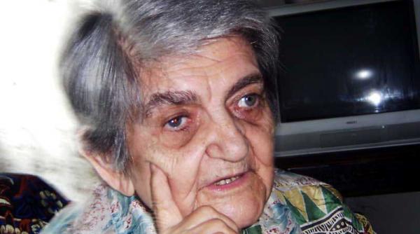 icirc ntreaba i despre ceausescu pe aia care n au fost cu el