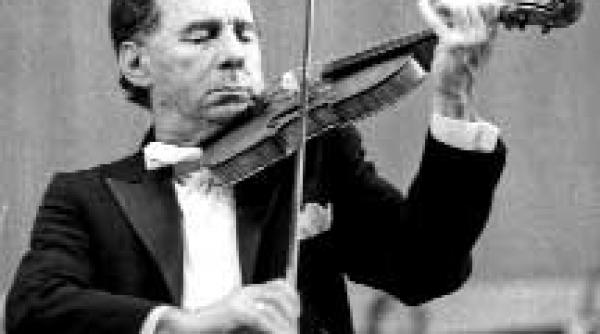 stradivarius voicu si ceausescu