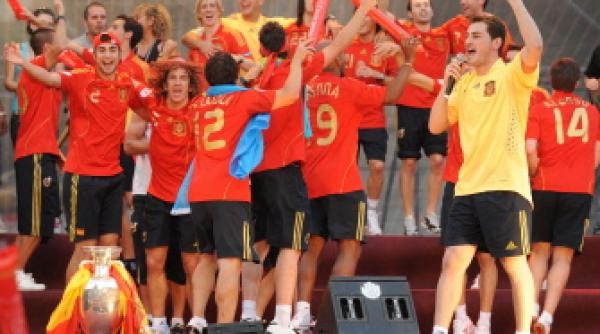euro 2008 victoria spaniei creste recordul la vindut tricouri si bere dar nu ajuta economia nationala