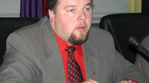 scandal brasov satenii din corbi revendica un oras la strasbourg