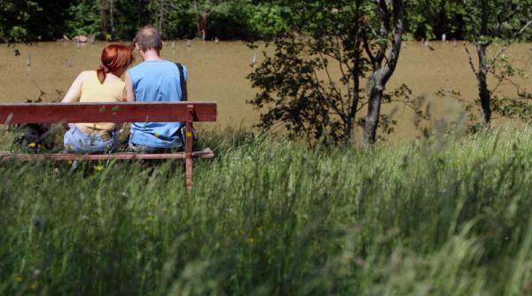 asediul tenace al factorului om