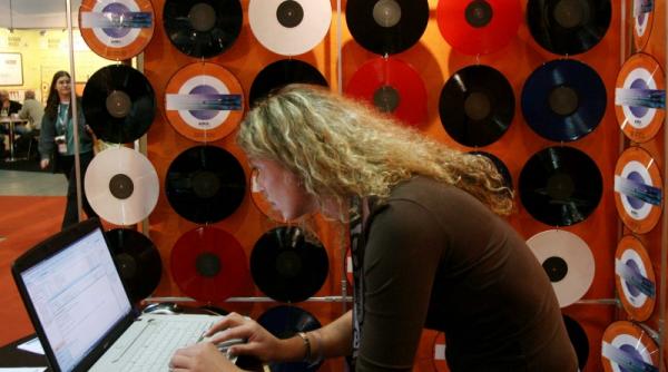 e platile cresc cu 60