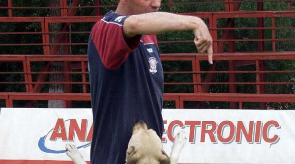 mircea rednic nu a plecat impreuna cu echipa in franta