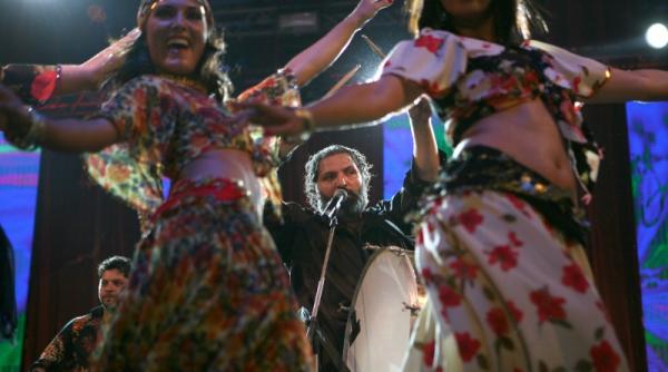 au aprins focul pasiunii