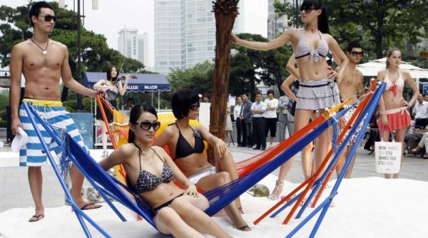 la plaja pe trotuar in coreea de sud