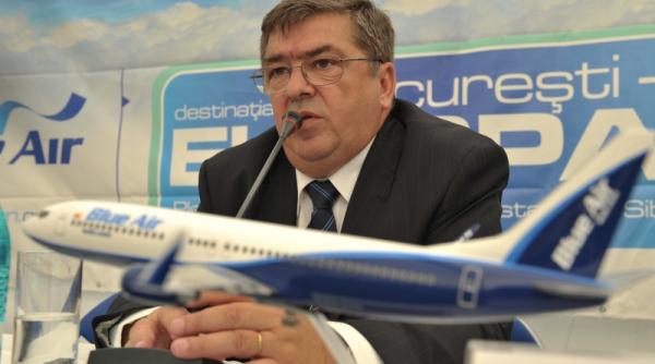 blue air trei boeinguri noi