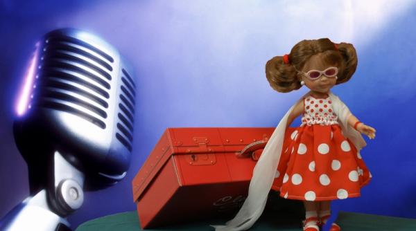 100 de lei bucata papusa cleopatra este gata de joaca