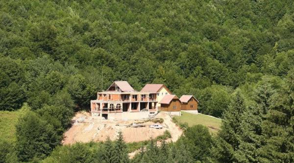 gunoaiele apusenilor