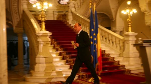 t basescu parlamentul face o noua nationalizare video