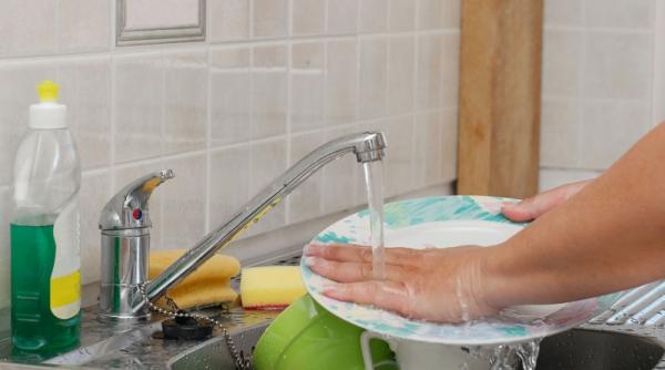 bucurestenii risca sa ramina fara apa calda in locuinte