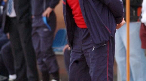 esec la limita dar optimism