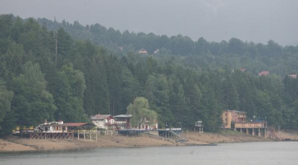 perla carasului inecata in dejectii