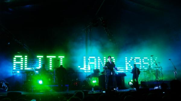 la massive attack biletele din sector a aproape epuizate