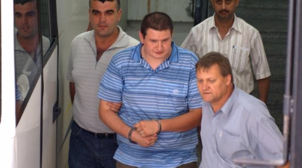 dosar dezgropat o data cu cadavrele