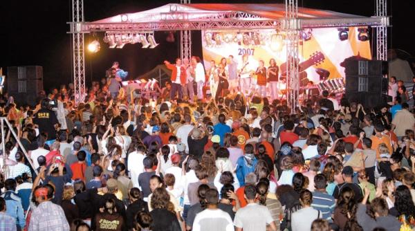 numai la vama putem da sama de folk you