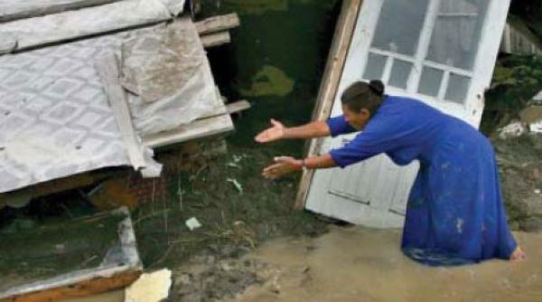 inundatii romanii pregatiti sa trimita o echipa de hidrologi in ucraina