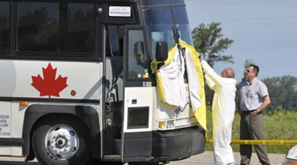 canada decapitat in autocar de vecinul de scaun