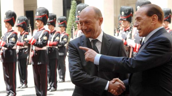 domnule basescu ati lins inghetata