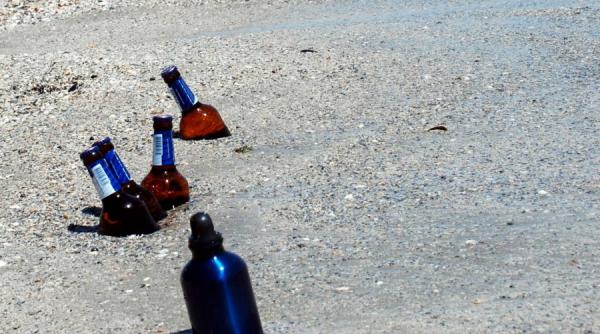 turismul de week end invadeaza plajele virgine