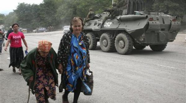 rusii dau un ultimatum militarilor georgieni din abhazia tbilisi il respinge