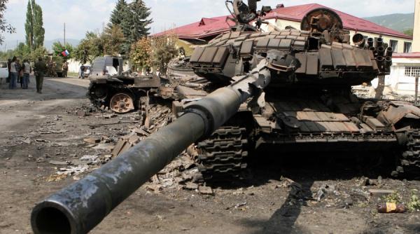 nicolas sarkozy misiune de pace