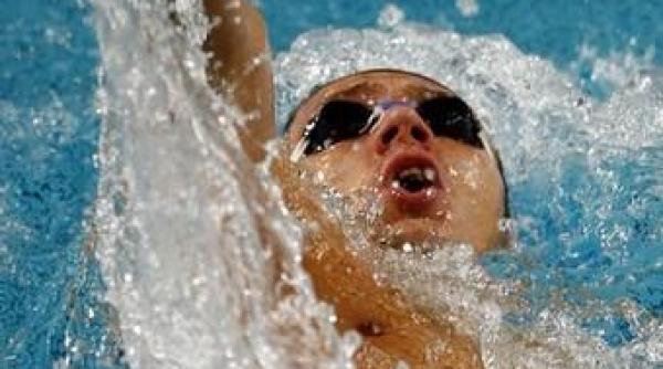 razvan florea in finala la 200 metri spate