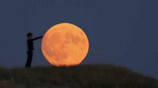 fotoreportaj la joaca cu luna