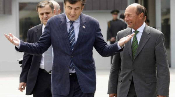 diplomatie la marea neagra traian basescu indeamna georgia la negocieri directe cu rusia