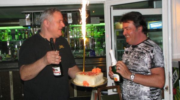 despre prietenie la puterea a zecea