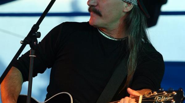 modalitati de intelegere a generatiei tinere