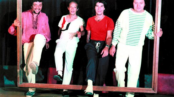 pionierii rockului rosu si negru