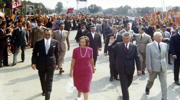icirc n direct cu ceausescu