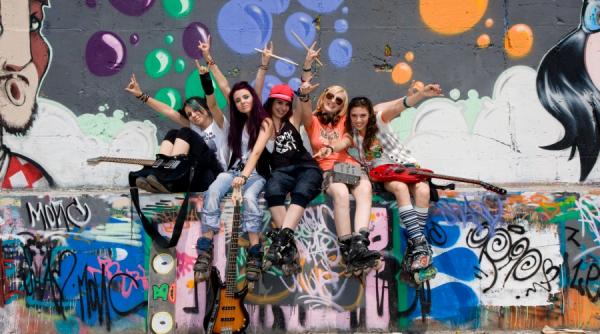 videoclipul saptaminii instrumentistele blaxy girls