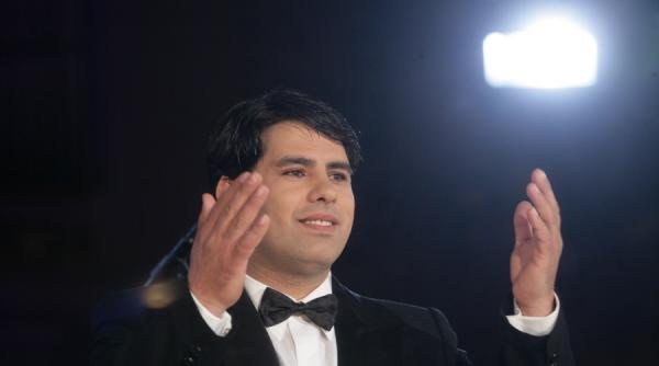 cu romani despre romani