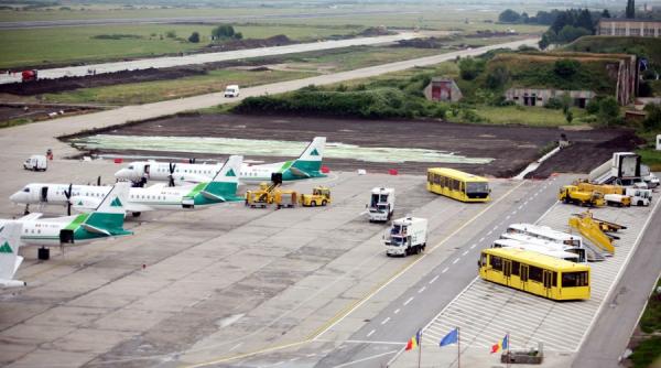 filarmonica banatul in strada carmina burana interpretata pe pista aeroportului timisoara